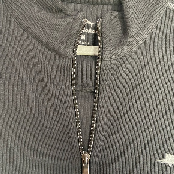 Tommy Bahama Antigua Cove M Vest Black with gray stitching - Picture 3 of 7